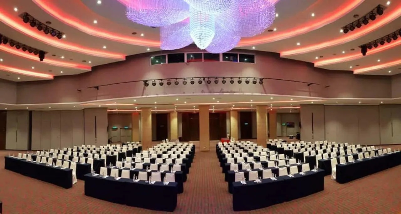 Swiss-Garden Hotel Melaka 4*, Malacca